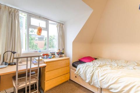 2 bedroom flat to rent, Fordwych Road, London NW2