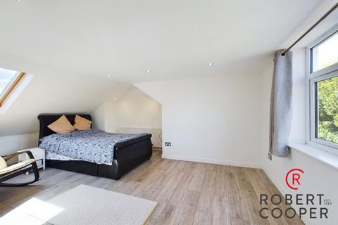 6 bedroom end of terrace house for sale, Bridgwater Road, Ruislip, HA4