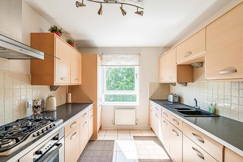 22/18 Barnton Grove, Edinburgh, EH4 6EJ