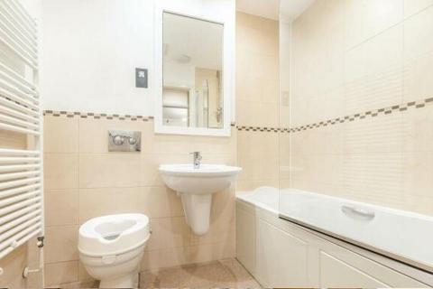 1 bedroom apartment to rent, Bushey Heath,  Middlesex,  WD23