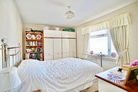 2 bedroom terraced house for sale, Milton Close, Huntingdon, PE29