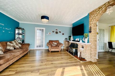 3 bedroom detached bungalow for sale, Detached Bungalow, Ashford