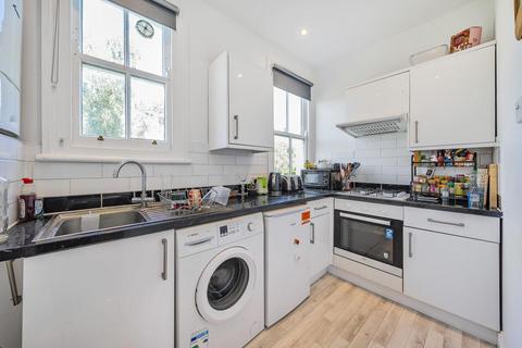 2 bedroom flat for sale, Elmbourne Road, Balham