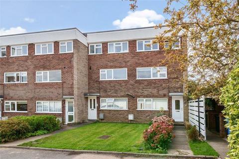 2 bedroom maisonette for sale, Winton Road, Petersfield, GU32