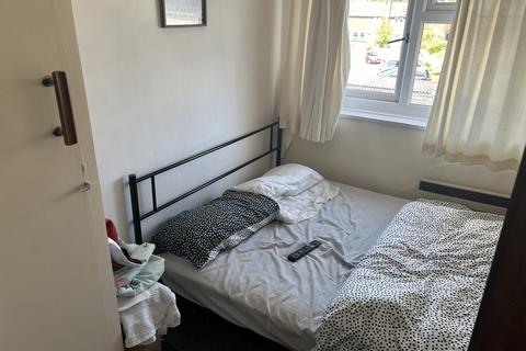 2 bedroom maisonette for sale, Winton Road, Petersfield, GU32