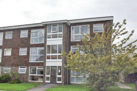2 bedroom flat for sale, Winton Road, Petersfield, GU32