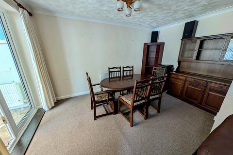 8 Ferndown, Yate, Bristol, BS37 4DU