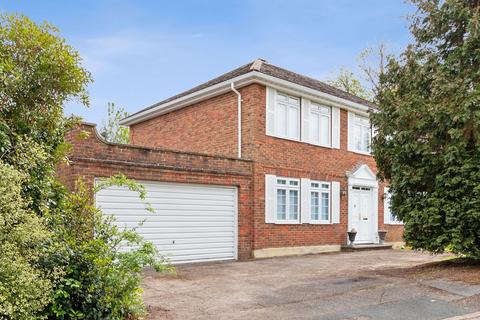 4 bedroom detached house for sale, Ruxley Ridge, Claygate, KT10