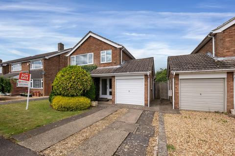 3 bedroom detached house for sale, Westland Road, Cottesmore