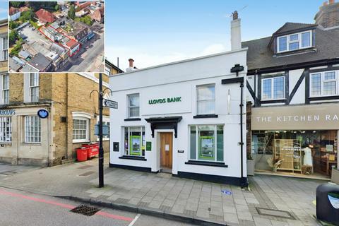 Shop to rent, 49 High Street, West Wickham, Kent