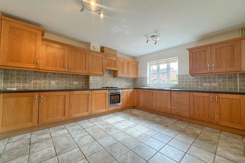 4 bedroom detached house to rent, Swaffham Road, Burwell, CB25