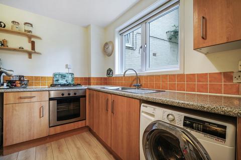 1 bedroom flat to rent, Hilldrop Crescent, Tufnell Park, London