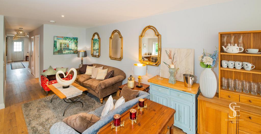 Open-plan sitting area