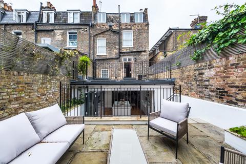 12 Lambert Street, London, N1 1JE