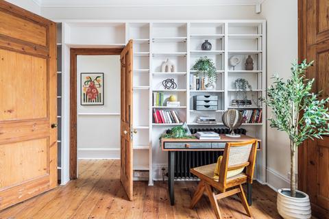 12 Lambert Street, London, N1 1JE