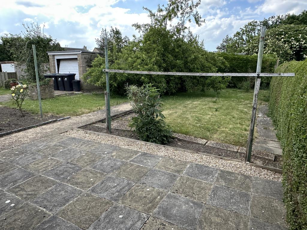 Garden 1.JPG