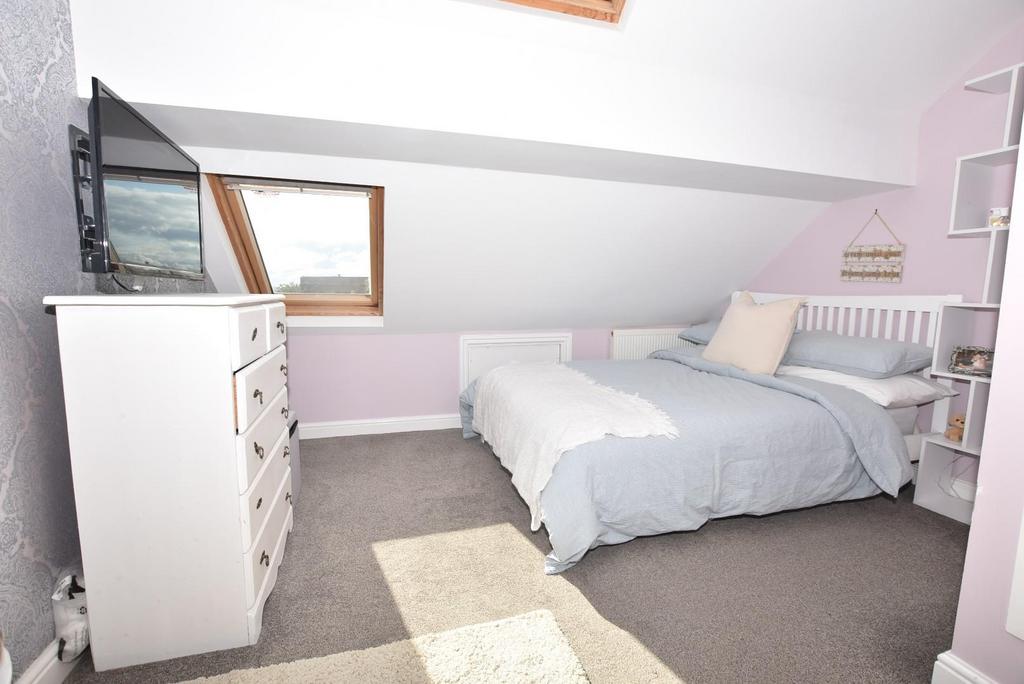 Attic bedroom.jpg
