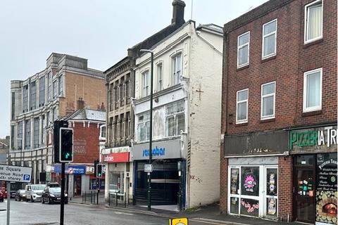 Retail property (high street) to rent, 144 Commercial Road, Bournemouth, Dorset