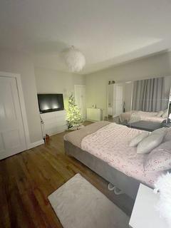 58 Bayhead, Stornoway, HS1 2DZ