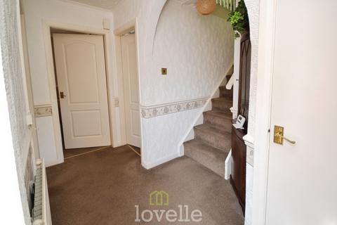 2 bedroom bungalow for sale, Suggitts Court, Cleethorpes DN35