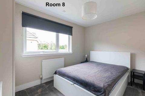 undefined, 0440L Cameron Toll Gardens, Edinburgh, EH16 4TG
