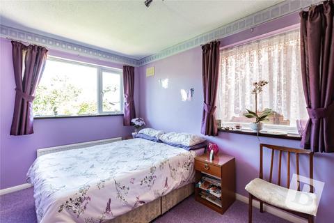 34 Brookside Road, Istead Rise, Gravesend, DA13 9JJ