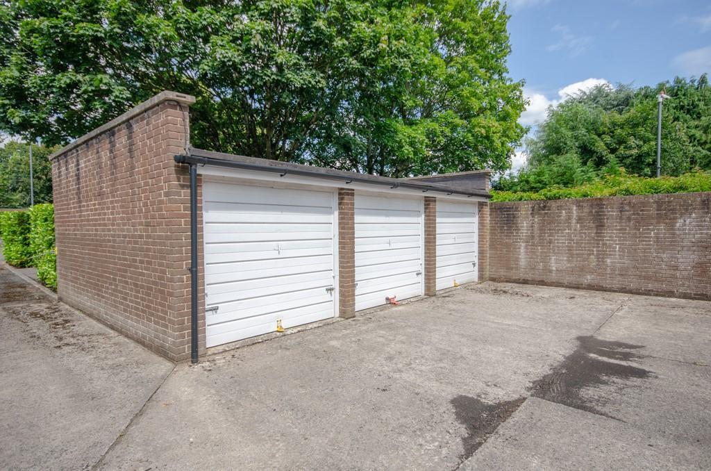 Garage.jpg
