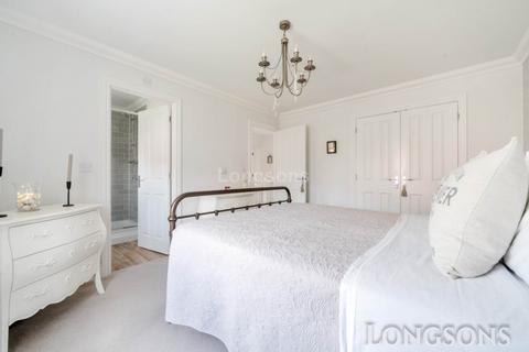 15 Byfords Way, Watton, Thetford, IP25 6TB