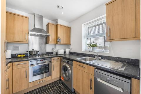 2 bedroom flat for sale, Slough,  Berkshire,  SL1