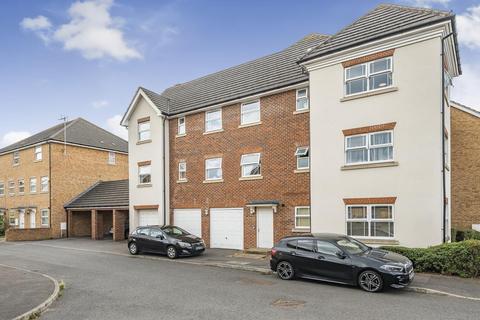 2 bedroom flat for sale, Slough,  Berkshire,  SL1