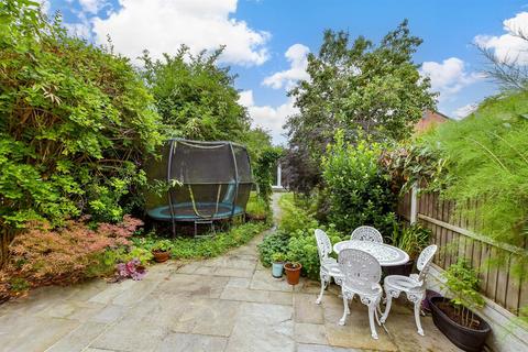 4 bedroom end of terrace house for sale, Hale End Road, Walthamstow