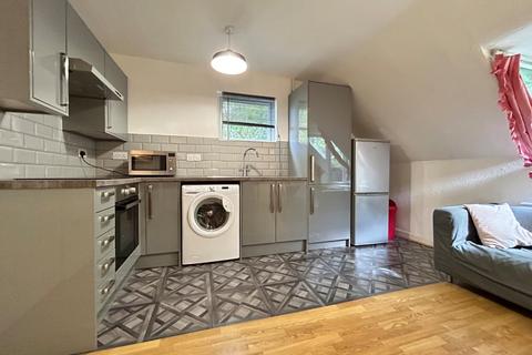 1 bedroom flat to rent, Cardigan Road, Headingley, Leeds, LS6