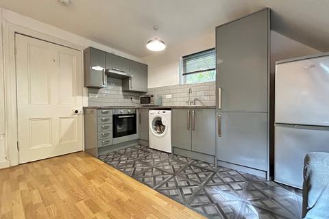 1 bedroom flat to rent, Cardigan Road, Headingley, Leeds, LS6
