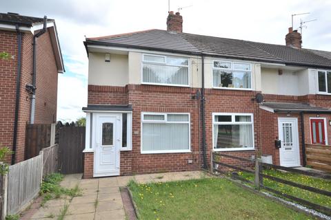 2 bedroom end of terrace house to rent, Wold Road, Hull HU5
