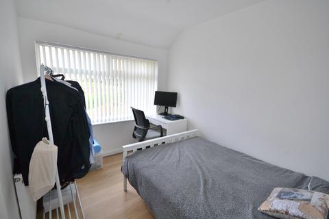 2 bedroom end of terrace house to rent, Wold Road, Hull HU5