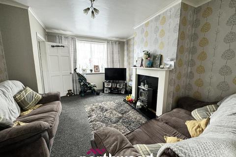 3 bedroom terraced house for sale, Mendip Avenue, Goole, Goole, DN14