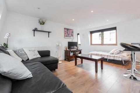 1 bedroom apartment to rent, 113a Lower Marsh, London