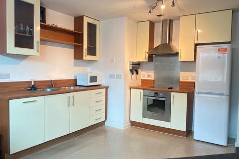2 bedroom flat to rent, 156 Chapel Street, Salford, M3