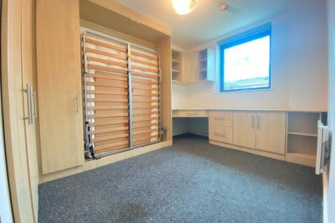 2 bedroom flat to rent, 156 Chapel Street, Salford, M3