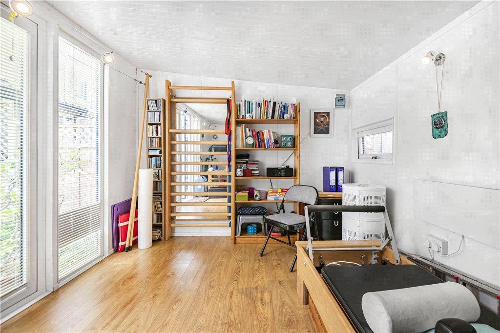 Studio/Study