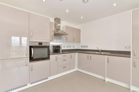 2 bedroom flat for sale, Pilots View, Chatham, Kent