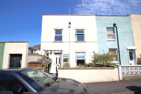 2 bedroom terraced house to rent, The Nursery, Bristol BS3