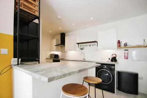 2 bedroom terraced house to rent, The Nursery, Bristol BS3
