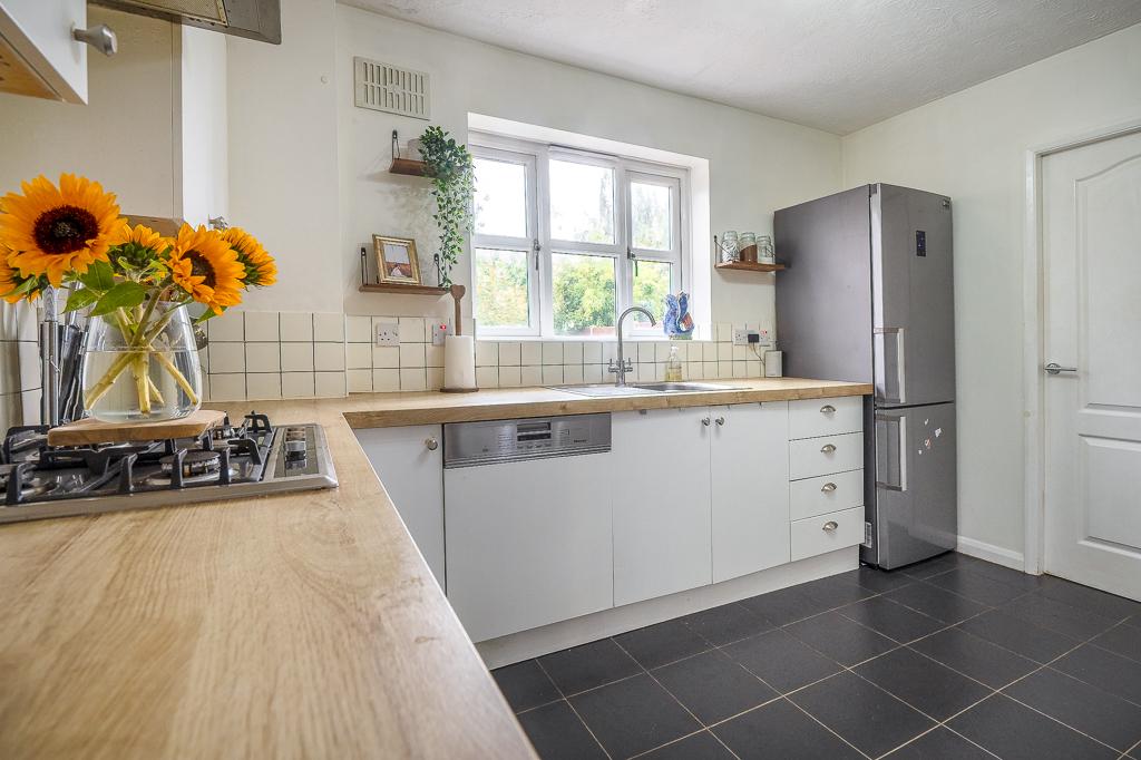 Kitchen / Breakfast Room