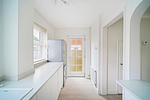 10 Branthill Croft, Solihull, B91 3XB