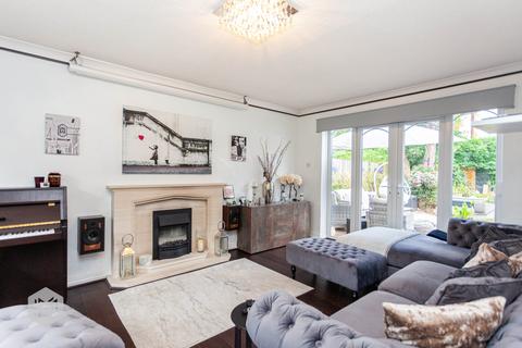 4 bedroom detached house for sale, Beatrice Road, Worsley, Manchester, Greater Manchester, M28 2TN