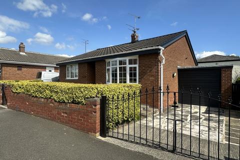 2 bedroom detached bungalow for sale, Hillcrest, Jarrow, Tyne and Wear, NE32 4DP