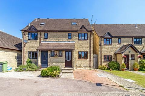 undefined, Michaels Mead, Cirencester, Gloucestershire, GL7