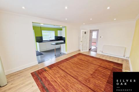 3 bedroom bungalow to rent, Hilltop, Llanelli, Carmarthenshire