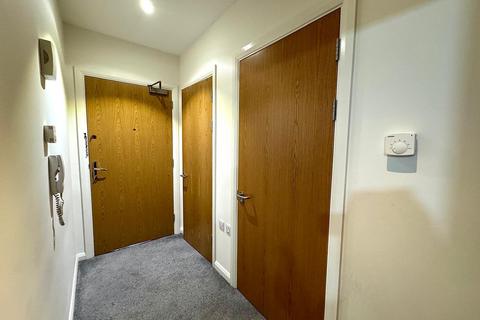 1 bedroom apartment to rent, Carlton House, Ilford IG1